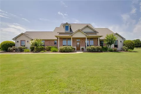 7201 Gemstone Dr, Bryan, TX 77808 photo 1