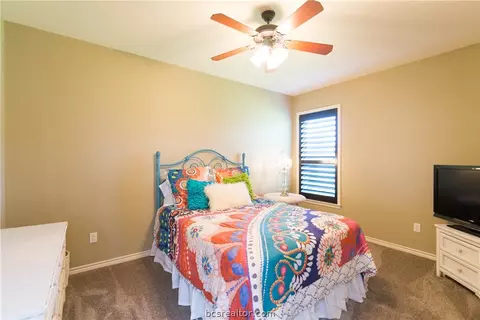 7201 Gemstone Dr, Bryan, TX 77808 photo 21