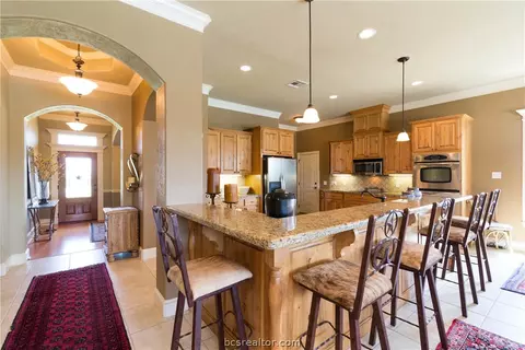 7201 Gemstone Dr, Bryan, TX 77808 photo 9