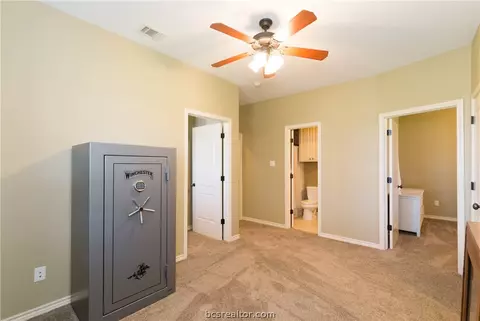 7201 Gemstone Dr, Bryan, TX 77808 photo 19