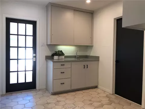 3500 Spring Ln, Bryan, TX 77802 photo 28