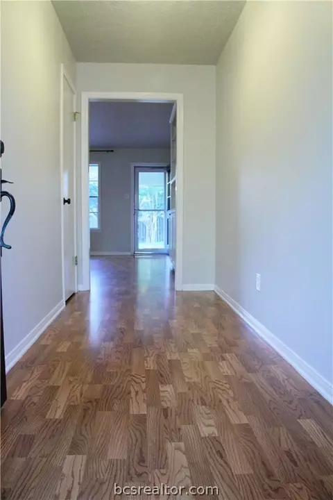 2804 Hillside Dr, Bryan, TX 77802 photo 8