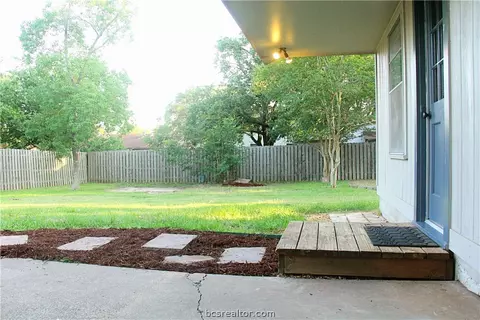 2804 Hillside Dr, Bryan, TX 77802 photo 14