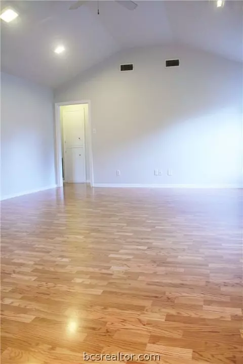2804 Hillside Dr, Bryan, TX 77802 photo 11