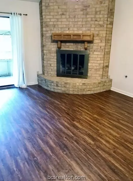 2109 Pantera Dr, Bryan, TX 77807 photo 3