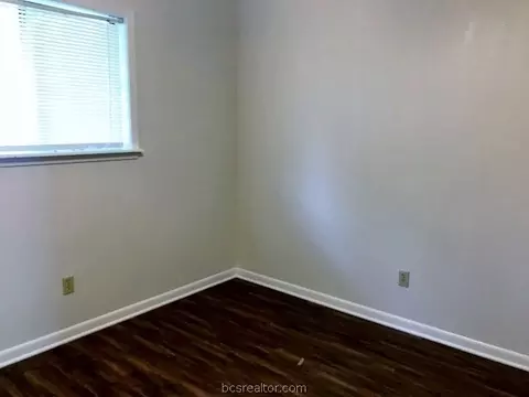 2109 Pantera Dr, Bryan, TX 77807 photo 12