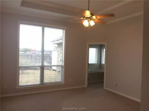 4907 Park Hampton Dr, Bryan, TX 77802 photo 6