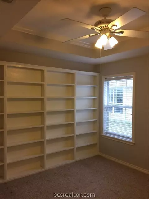 4907 Park Hampton Dr, Bryan, TX 77802 photo 12