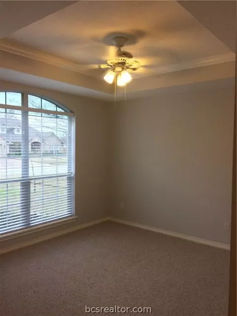 4907 Park Hampton Dr, Bryan, TX 77802 photo 13