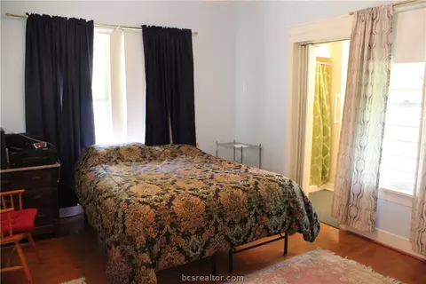 713 E 31st St, Bryan, TX 77803 photo 9