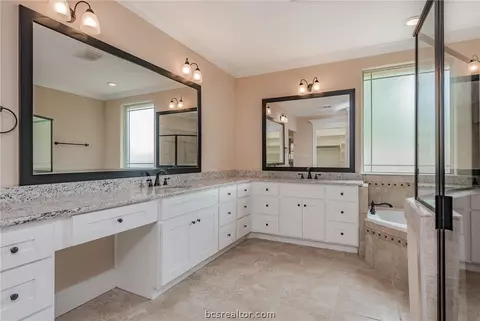 2101 Cids Ln, Bryan, TX 77807 photo 14