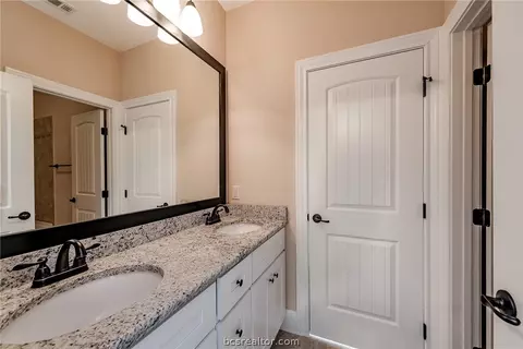 2101 Cids Ln, Bryan, TX 77807 photo 10