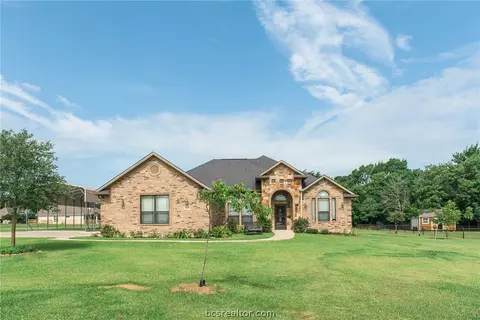 5789 Wilcox Ln, Bryan, TX 77808 photo 1