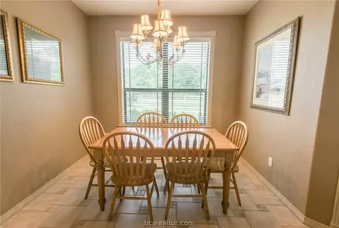 5789 Wilcox Ln, Bryan, TX 77808 photo 12