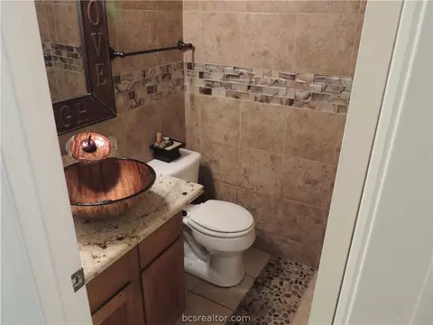 4717 Brompton Ln, Bryan, TX 77802 photo 9