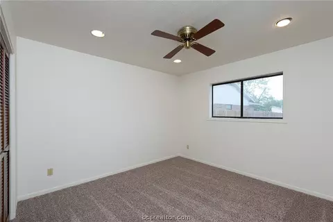 4300 Apache Ct, Bryan, TX 77802 photo 25