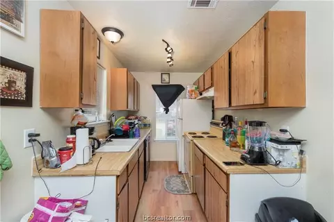3500 Leon St, Bryan, TX 77801 photo 5
