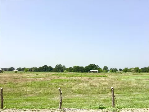 7066 Shirley Rd, Bryan, TX 77808 photo 5