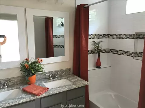 1211 Park St, Bryan, TX 77803 photo 17
