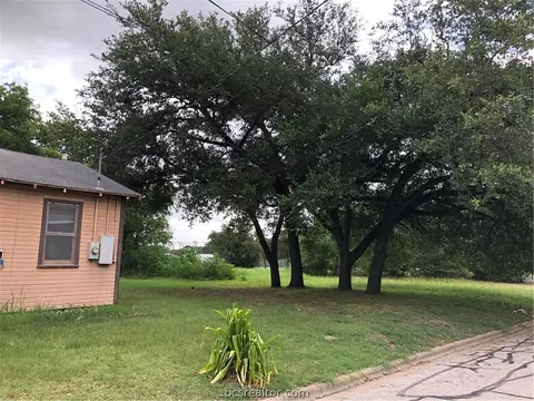 1214 Bruce St, Bryan, TX 77803 photo 8