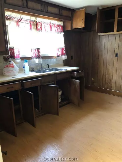 1214 Bruce St, Bryan, TX 77803 photo 13