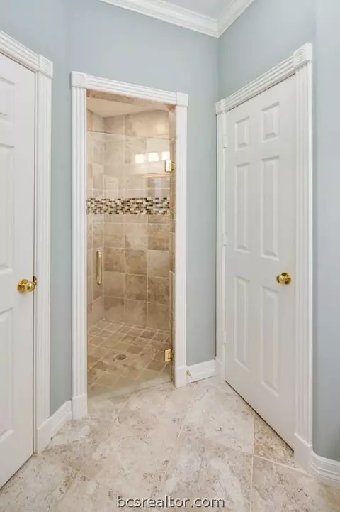 2916 Braeburn St, Bryan, TX 77802 photo 12