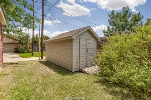 2916 Braeburn St, Bryan, TX 77802 photo 22