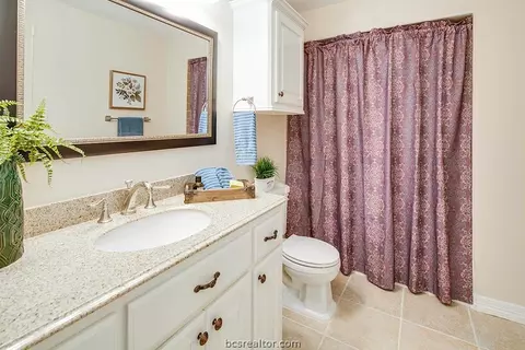 2916 Braeburn St, Bryan, TX 77802 photo 18