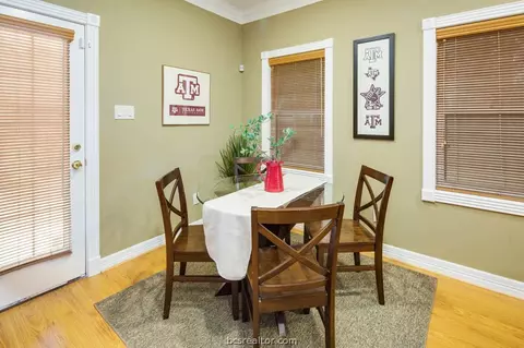 2916 Braeburn St, Bryan, TX 77802 photo 9