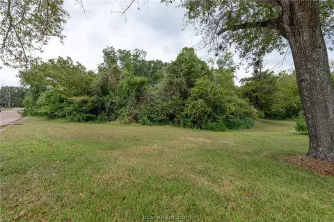 1628 Oakview St, Bryan, TX 77802 photo 27