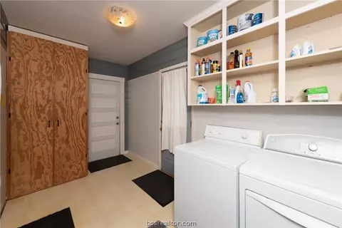 1628 Oakview St, Bryan, TX 77802 photo 30