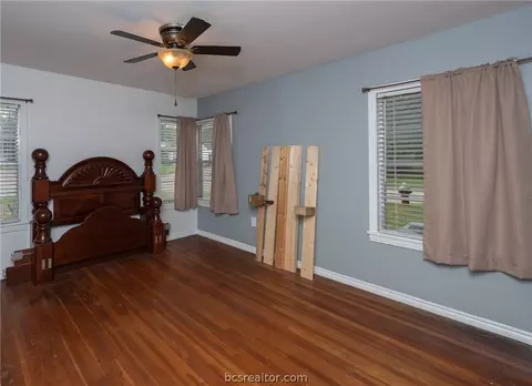 1628 Oakview St, Bryan, TX 77802 photo 22