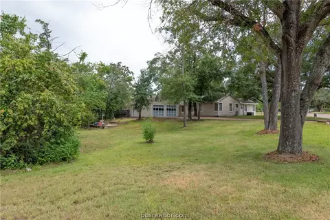 1628 Oakview St, Bryan, TX 77802 photo 26