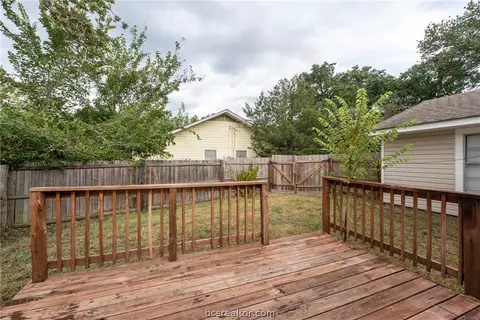 1628 Oakview St, Bryan, TX 77802 photo 31