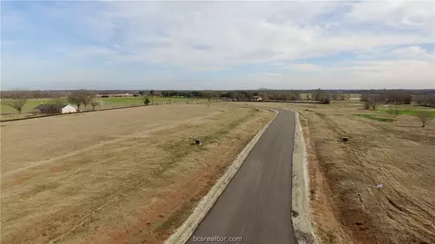 4285 Foxtail Ct, Bryan, TX 77808 photo 5