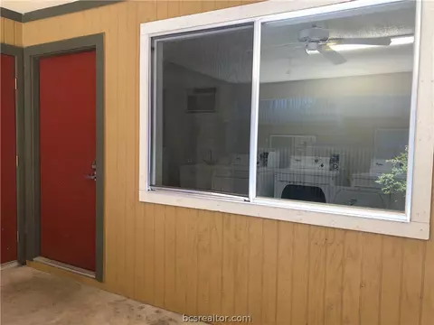 500 E 31st St, Bryan, TX 77803 photo 5