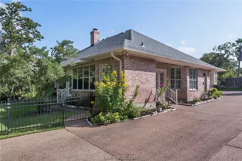 4708 Williamsburg Dr, Bryan, TX 77802 photo 25