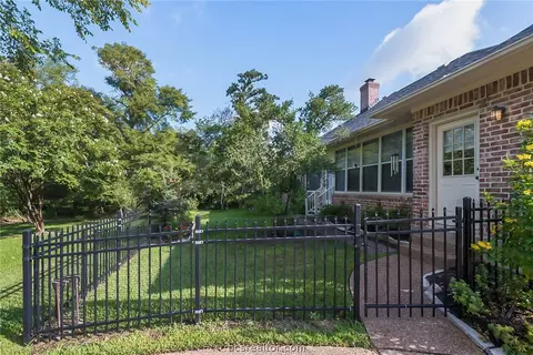 4708 Williamsburg Dr, Bryan, TX 77802 photo 26