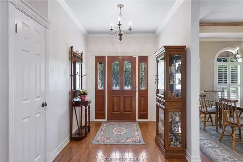 4708 Williamsburg Dr, Bryan, TX 77802 photo 5