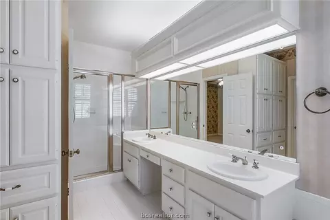 4708 Williamsburg Dr, Bryan, TX 77802 photo 18