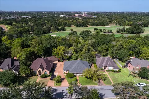 4708 Williamsburg Dr, Bryan, TX 77802 photo 28