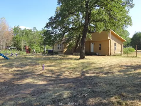 103 Hilltop Ct, Somerville, TX 77879 photo 13