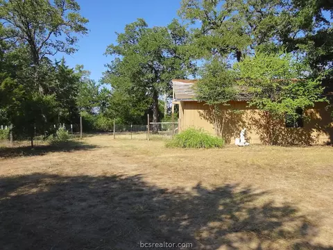 103 Hilltop Ct, Somerville, TX 77879 photo 14