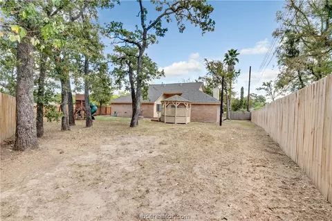 4104 Brompton Ln, Bryan, TX 77802 photo 28