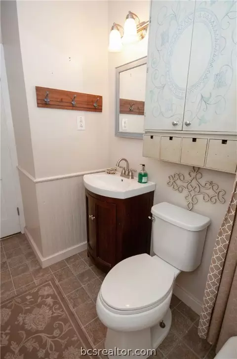 403 Gilbert St, Bryan, TX 77801 photo 11