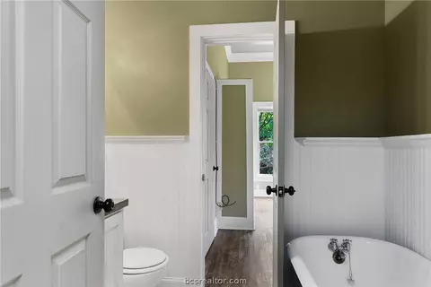 810 E 30th St, Bryan, TX 77803 photo 13