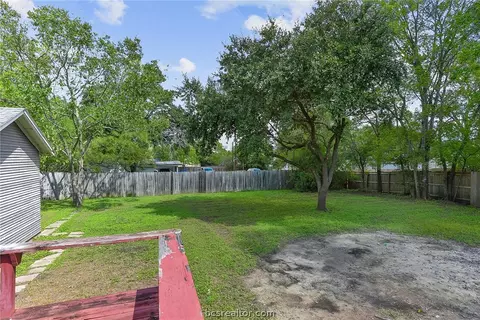 810 E 30th St, Bryan, TX 77803 photo 15