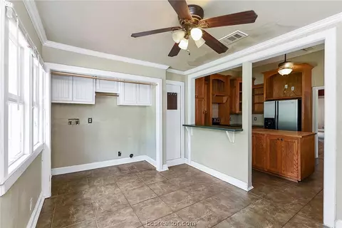 810 E 30th St, Bryan, TX 77803 photo 9