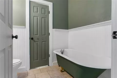 810 E 30th St, Bryan, TX 77803 photo 14