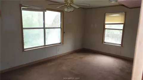 9254 Taylor Rd, Bryan, TX 77808 photo 5